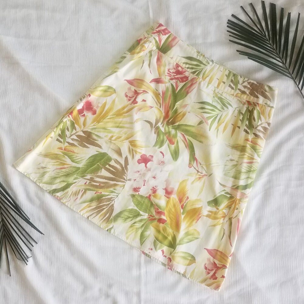 JUDITH HART- Floral Tropical skirt SIZE 8